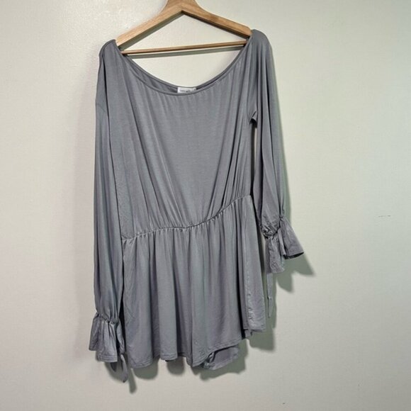 Lovers and Friends Gray Long Sleeve Tie Cuff Romper Size M NWT - Picture 11 of 15